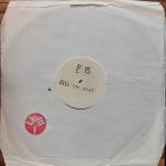F-15 - Feel The Beat - Pirate Records - Techno